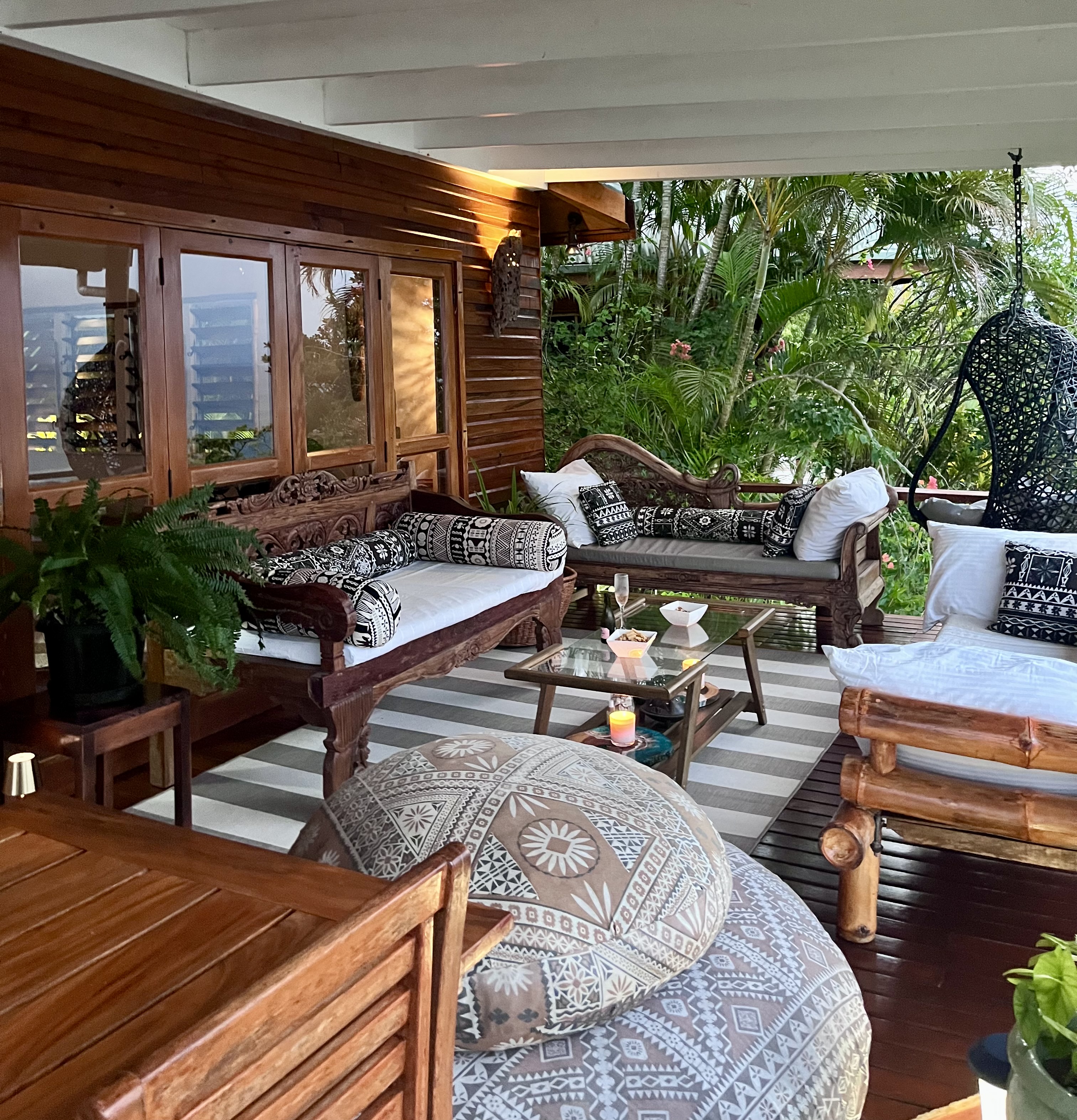 Peaceful deck lounge at Naveria